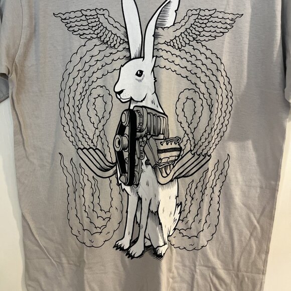 Deus Ex Human Revolution Shirt Mens Small Gray Video Game Art Exhibit Rabbit D2 - Picture 2 of 5